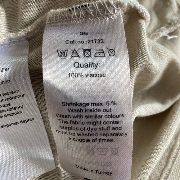 Lace Dress - Picture 6 of 6